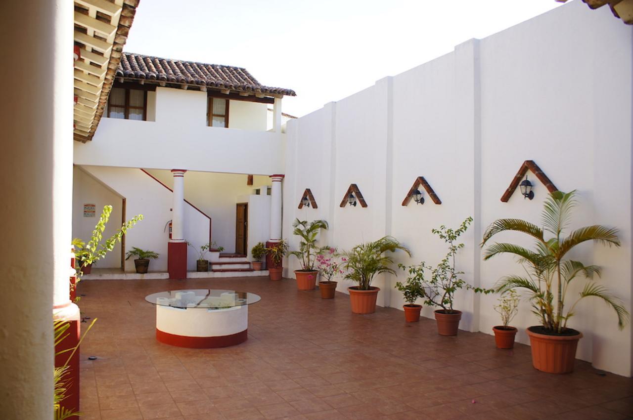 Casa Del Rio Hotell Tlacotalpan Exteriör bild